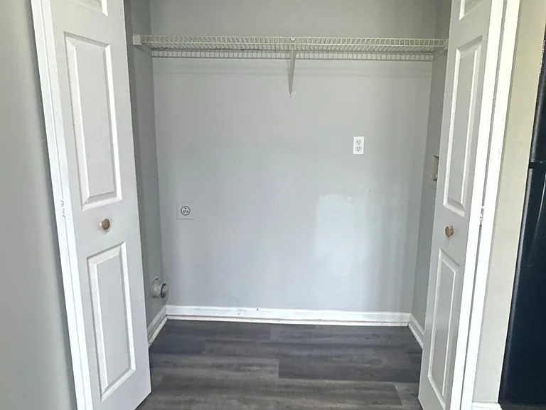 4103 Blue Lick Ct #6 — Photo 5