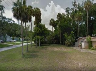 1084 North St, Daytona Beach, FL 32114