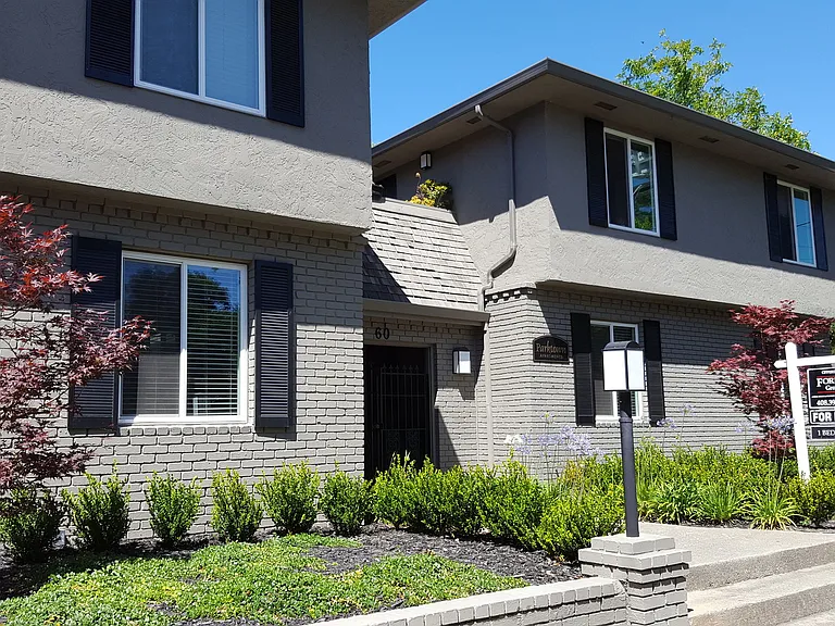 Roberts Road 60 (10) — Photo 1