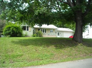 95 Highland Ave, Dexter, ME 04930