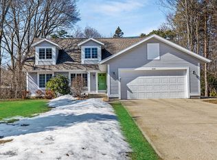 5103 Shady Creek Dr, Muskegon, MI 49441