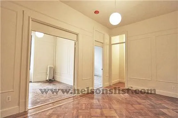 Rented by R New York | media 13