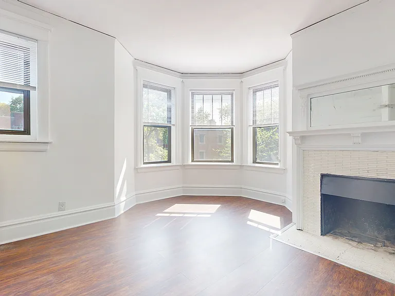 Dining/Living room