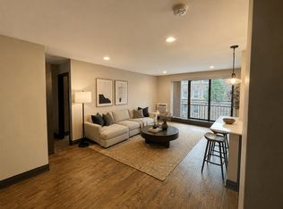 Wrightwood - 512 W Wrightwood Ave, Chicago, IL 60614