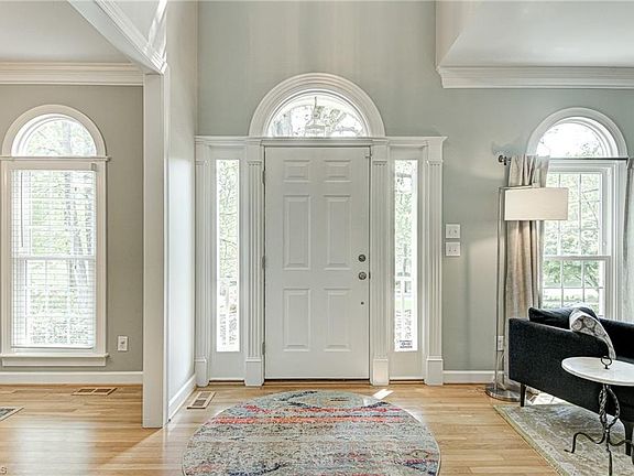 4th image of 7413 Somersby Dr