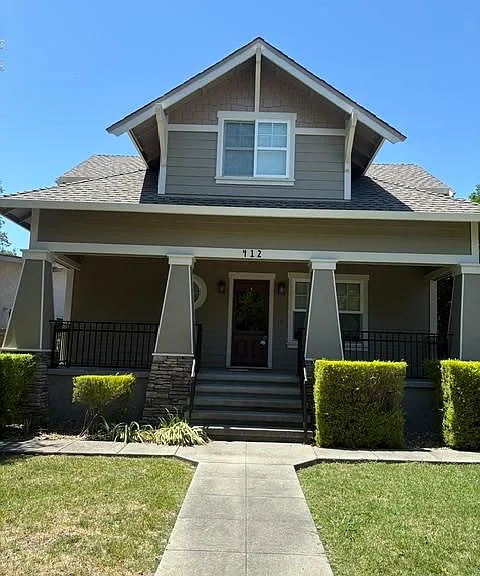 412 West St — Photo 1