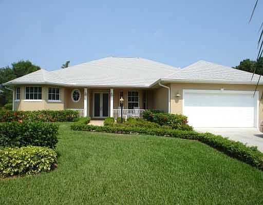 1st image of 630 23rd Ave