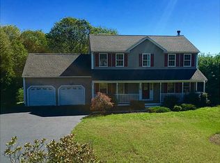 9 Joslin Ln, West Greenwich, RI 02817