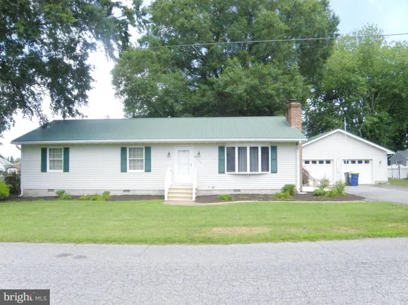 108 Elizabeth St, Georgetown, DE 19947