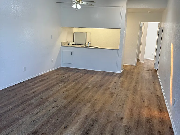 1415 W 257th St #18 — Photo 2