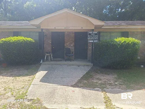 2207 Wolf Ridge Rd #B Photo 1