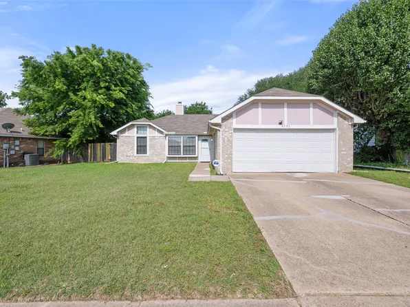 4756 Hollow Tree Dr, Arlington, TX 76018