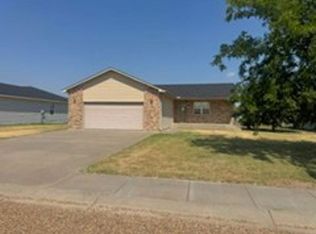 1401 Forrest Ave, Liberal, KS 67901