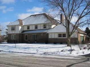 2825 Hickorywood Dr, Troy, OH