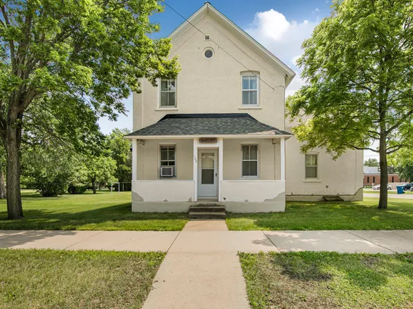 122 W Minnesota St, Saint Joseph, MN 56374