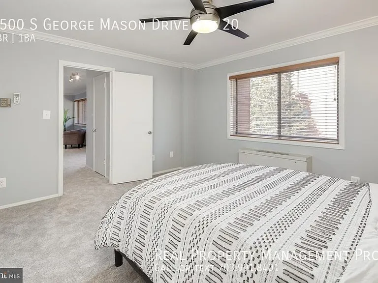 1500 S George Mason Dr #20 — Photo 19
