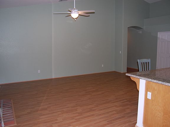 Family Romm w/Fireplace