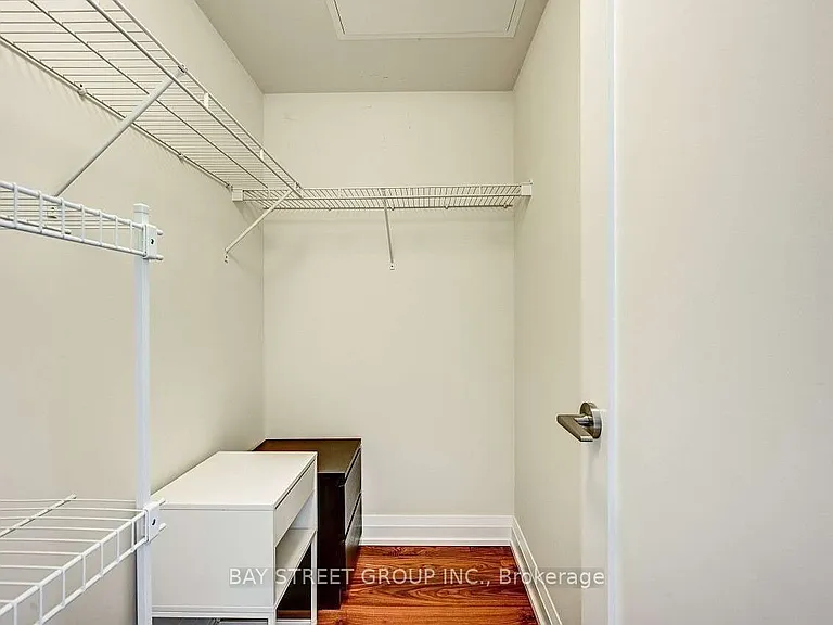 5 Sheppard Ave E #2622 — Photo 19