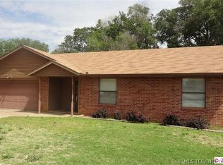 3900 E Harvey Rd, Bartlesville, OK 74006