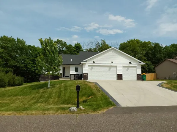 604 Nelson Ln, Center City, MN 55012