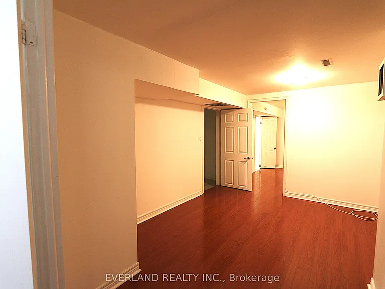 47 Jimston Dr — Photo 10