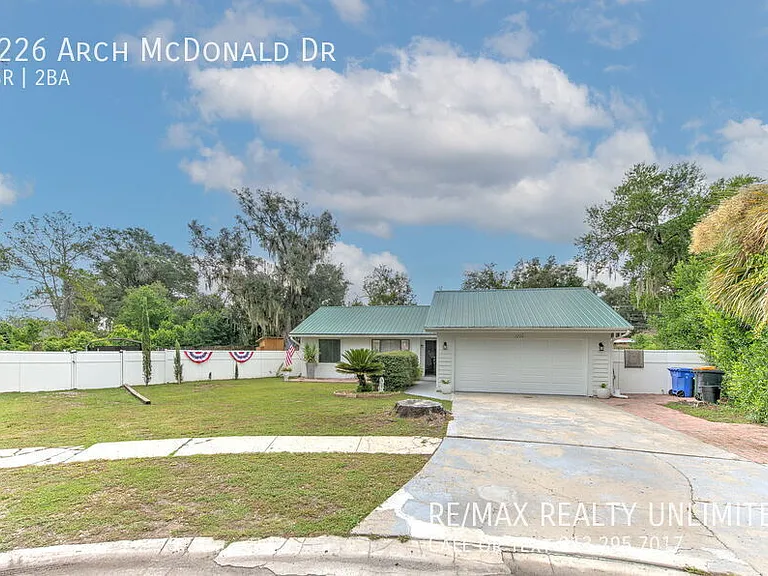 2226 Arch McDonald Dr — Photo 24