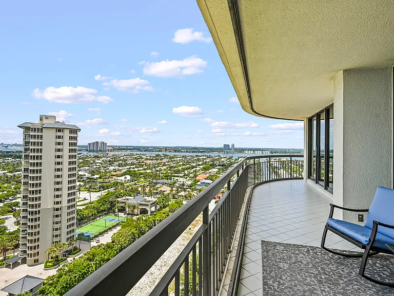 4000 N Ocean Dr #2004 — Photo 36