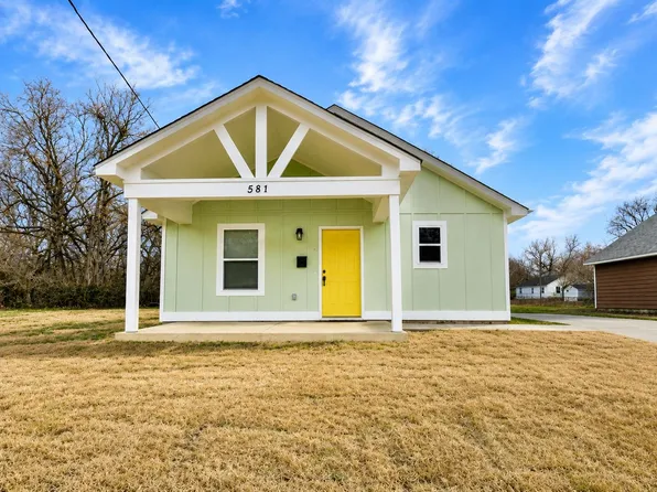 581 Gilleas Rd, Memphis, TN 38109