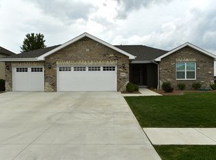 2085 Craftsman Ave, Bourbonnais, IL 60914