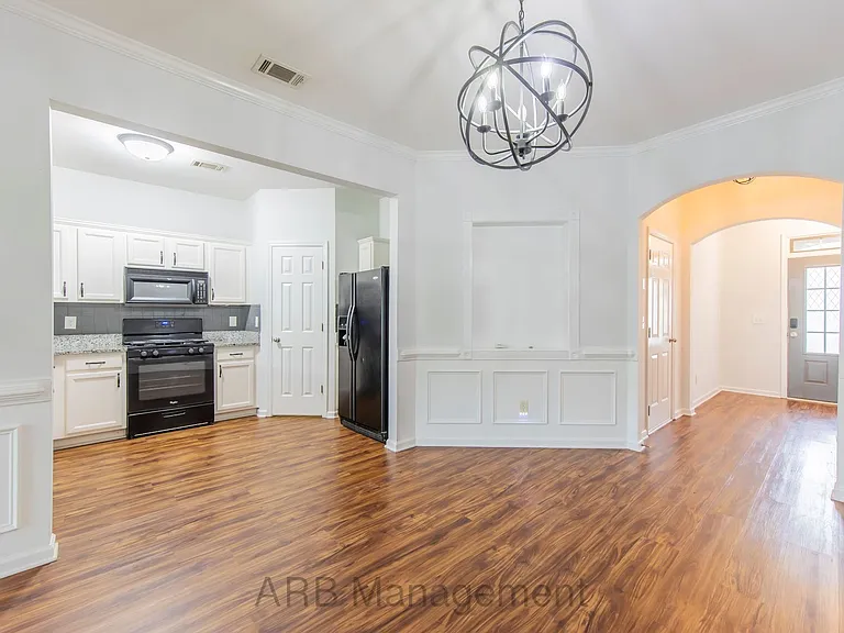 4922 Sherwood Way — Photo 7
