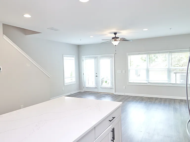 2890 Royal Heights Dr NW #1 — Photo 12
