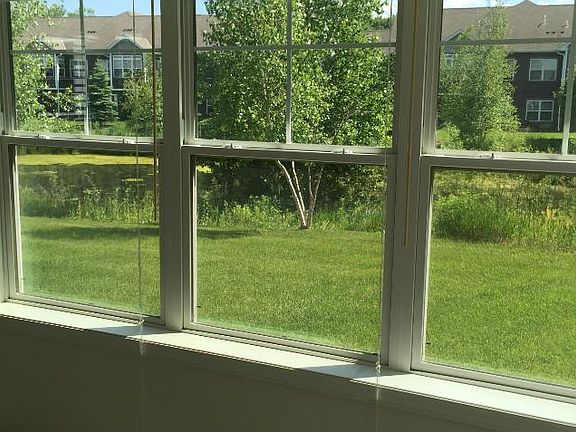 5th image of 208 Alberta Ln