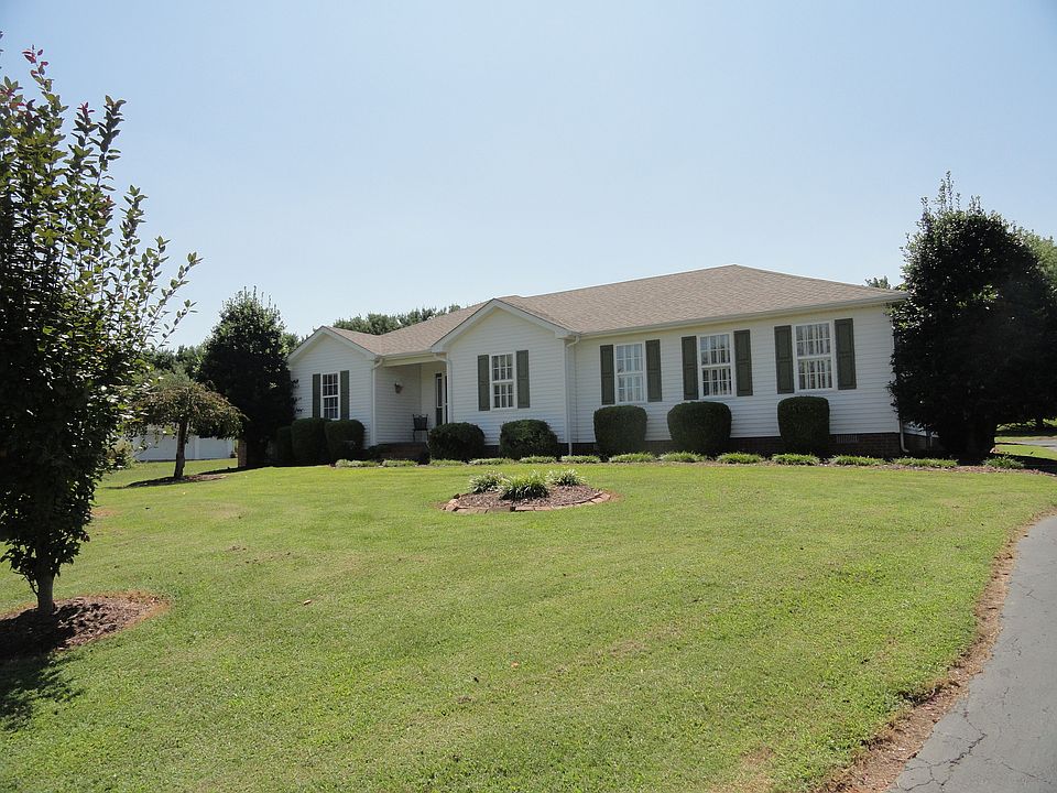 1st image of 231 Evergreen Ct