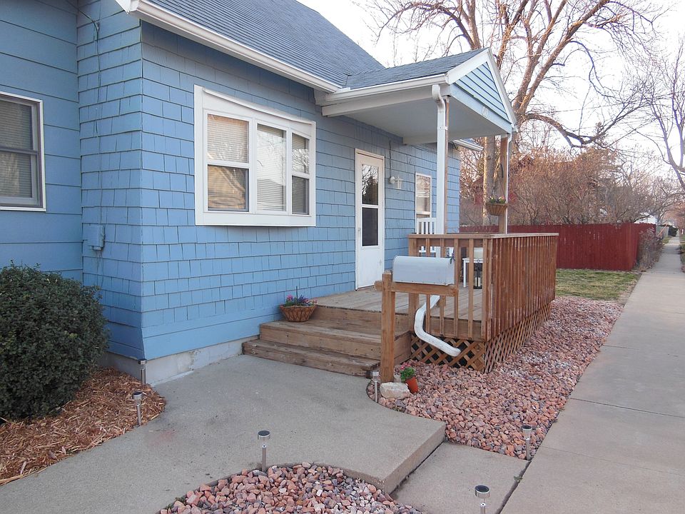 1st image of 611 S 5th St