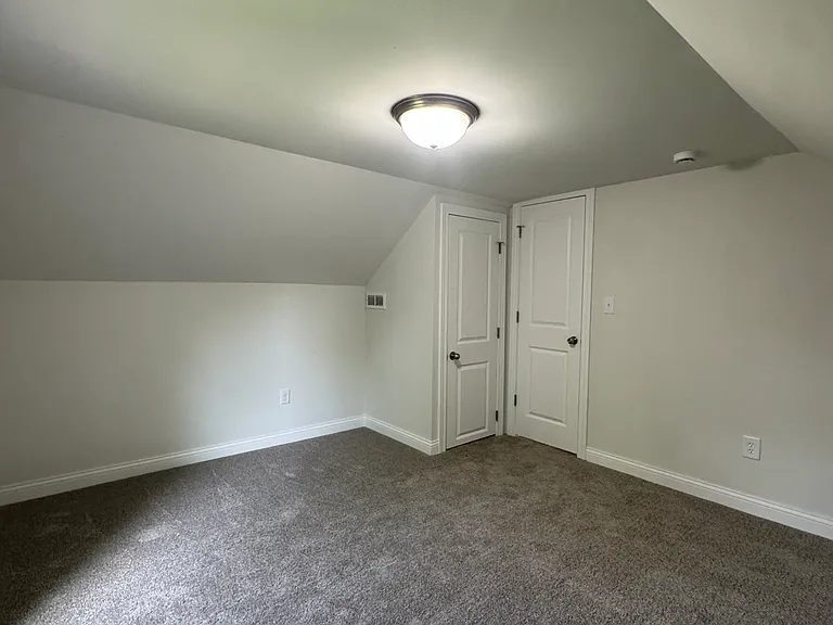 557 West St — Photo 31