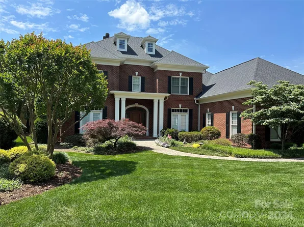 10805 Dobbs Ct, Charlotte, NC 28277