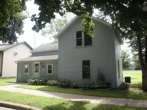 318 Amelia Street, Cassville, WI 53806