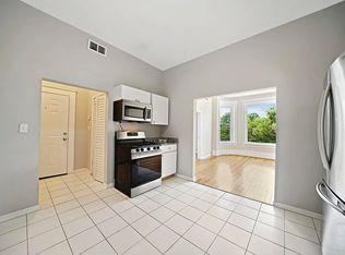 3131 W Augusta Blvd APT 2F, Chicago, IL 60622