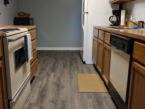 2nd image of 1505 Donard Park Ave