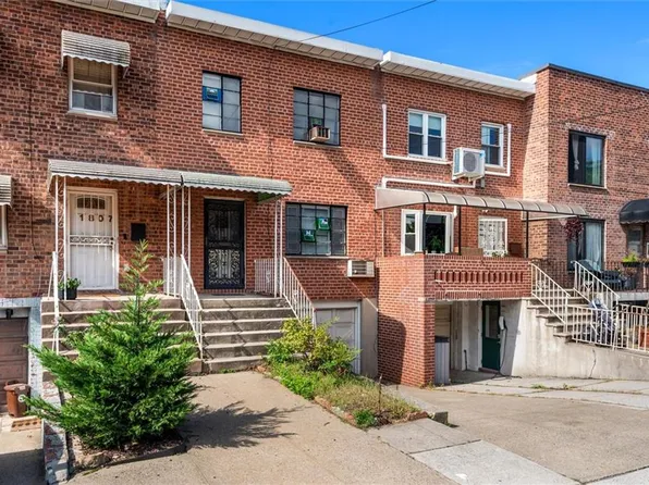 1809 Starr St, Flushing, NY 11385