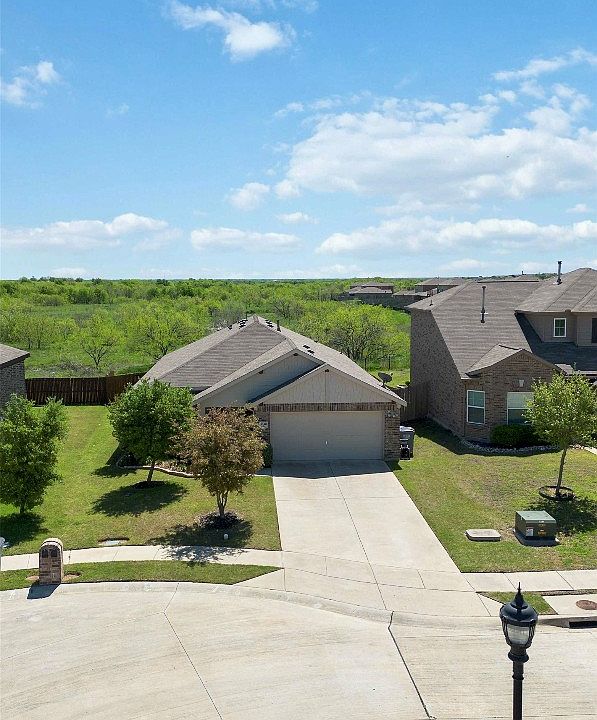 1st image of 5140 Meadowdale Dr