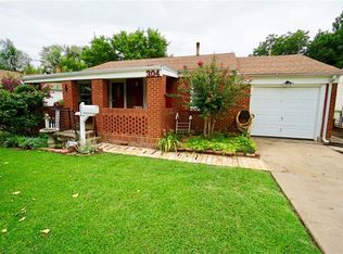 304 E Rose Dr, Midwest City, OK 73110