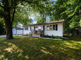 5744 Jones Rd, Onekama, MI 49675