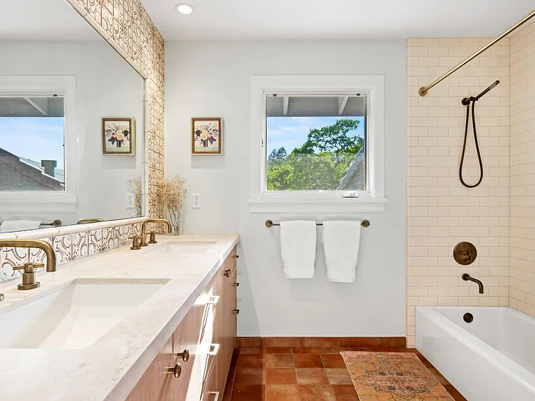 2689 Keiser Rd — Photo 25