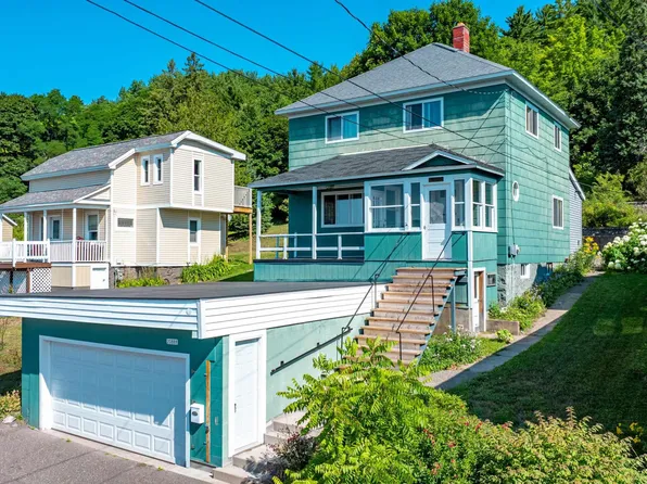 20888 3rd St, Hancock, MI 49930