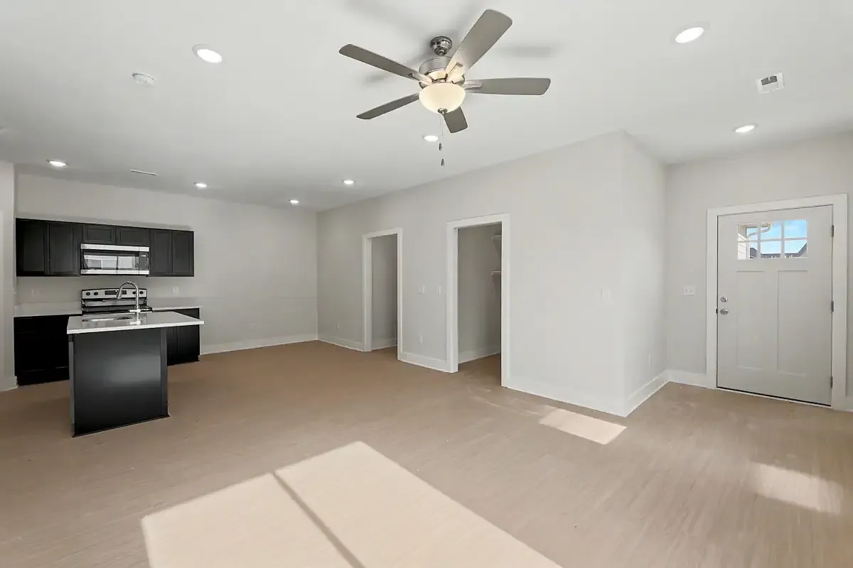 12833 Red Rock - 1 — Photo 4