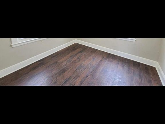 2nd image of 9 39th St #2L