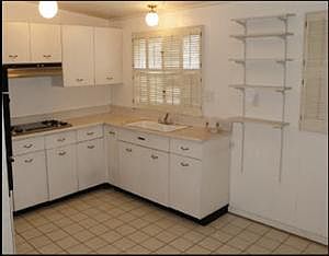 1st image of 3021 Brady Ave