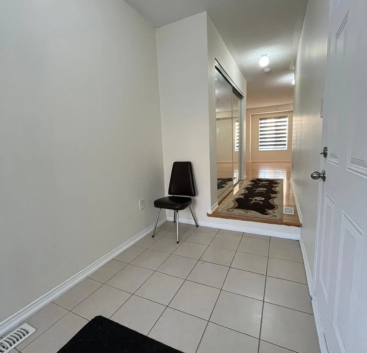 3 bed, $2,900 — Photo 3