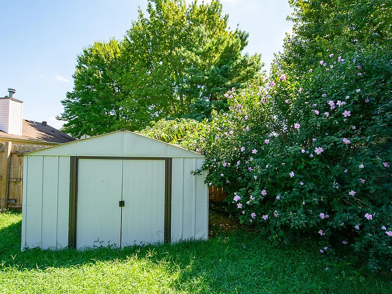 2708 Antone Pkwy — Photo 37